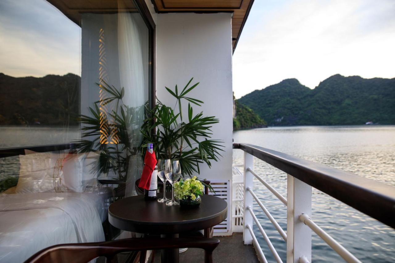 ホテル V'Spirit Cruise ハロン エクステリア 写真